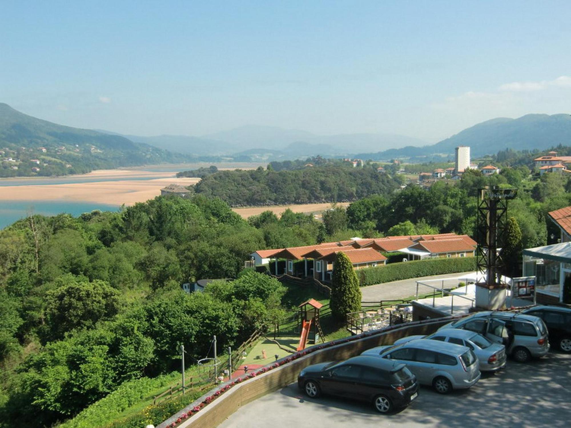 Bungalows Portuondo Parking Gratuito Mundaka Exteriér fotografie